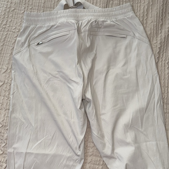 Athleta Trekkie Pants size 14 - Picture 3 of 6